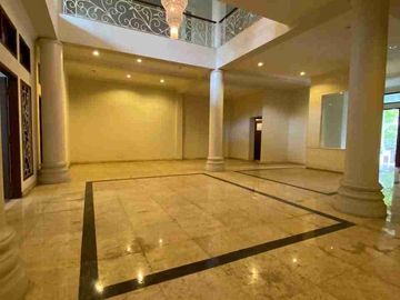 Rumah cantik siap huni di Dharmawangsa Jakarta selatan