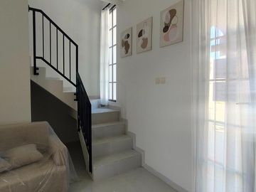 Rumah Sultan di Surabaya Timur Wonorejo - Gunung Anyar , Fasilitas Kawasan Premium One Gate System , Konsep Mewah & Modern