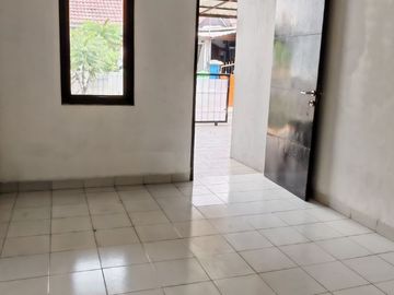 DISEWA Rumah di Gading Serpong sebelah mall Carztens