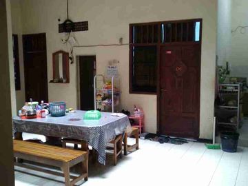 Turun Harga! Rumah Kost Murah 23 Kamar Area Dewandaru Semanggi Suhat Luas 297 m2
