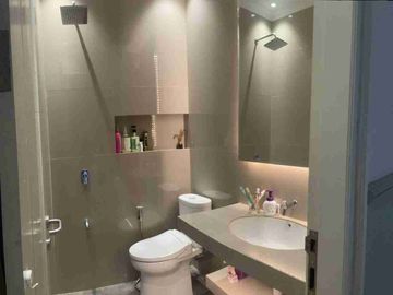 Rumah Dijual 2 lantai wika