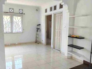 Rumah Dijual 2 lantai wika