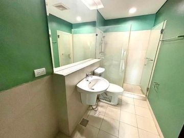 2BR FOR LEASE IN THE RESIDENCES AT GREENBELT, MAKATI