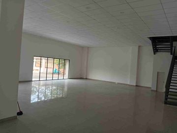 Disewakan Gudang Baru 2 Lantai di Cikarang