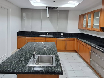 3BR Unit Semi Furnished with Den For Lease in One Roxas Triangle