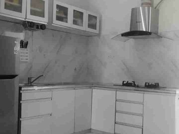 DIJUAL – Rumah 2 Lantai SHM 5 KT Dekat BINUS & Living World 🏠✨