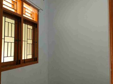Rumah 2 lantai di Poris Cipondoh Tangerang lokasi stategis