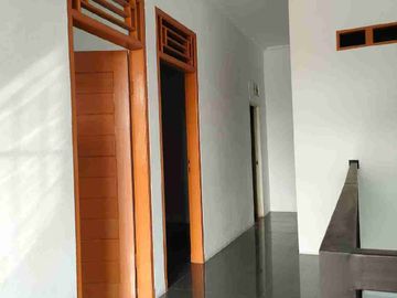 Rumah 2 lantai di Poris Cipondoh Tangerang lokasi stategis