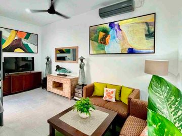 FOR LEASE | ELEGANT 3-BEDROOM VILLA 
Kerobokan Bali, Fully Furnished
(near Bali Kiddy School & Morphoo School)
