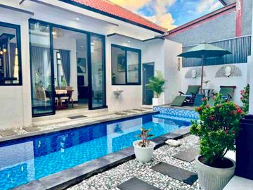 FOR LEASE | ELEGANT 3-BEDROOM VILLA 
Kerobokan Bali, Fully Furnished
(near Bali Kiddy School & Morphoo School)
