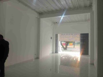 Disewakan Gedung Serbaguna Baru di Bangun Cocok buat Kantor Pelatihan