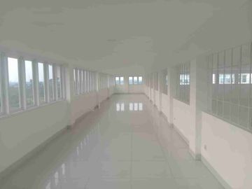 Disewakan Gedung Serbaguna Baru di Bangun Cocok buat Kantor Pelatihan
