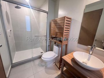 Departamento en Venta en Cuajimalpa de Morelos, Manzanastitla BG 27-290.