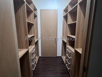 Departamento en Venta en Cuajimalpa de Morelos, Manzanastitla BG 27-290.