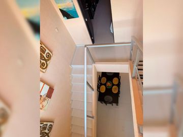 Penthouse en venta con rooftop privado y vistas panorámicas en Bahía Azul