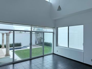 Residencia al Norte de Cuernavaca