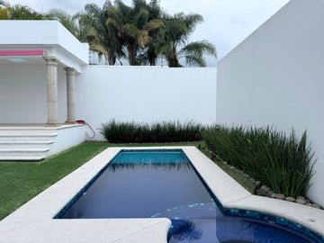 Residencia al Norte de Cuernavaca