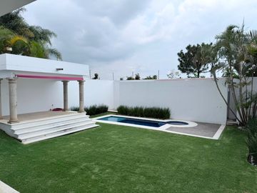 Residencia al Norte de Cuernavaca