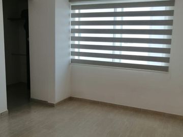 MODERNA FUNCIONAL 3REC 2,5 BAÑOS ESTUDIO ALBERCA Y VIGILANCIA 24/7 PEGADA AL JUNIPERO A LA ALTURA DE CARL´S JUNIOR