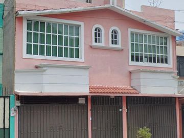 CASA EN REMAE BANCARIO EN SINDICATO MEXICANO DE ELECTRICISTAS, AZCAPOTZALCO