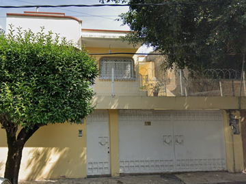 CASA EN REMATE EN NUEVA SANTA MARÍA, AZCAPOTZALCO