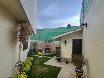 CASA EN VENTA BIEN UBICADA SATELITE NAUCALPAN
