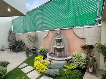 CASA EN VENTA BIEN UBICADA SATELITE NAUCALPAN