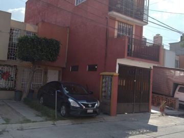 VENDO AMPLIA CASA EN SAN FRANCISCO COACALCO EN CONDOMINIO