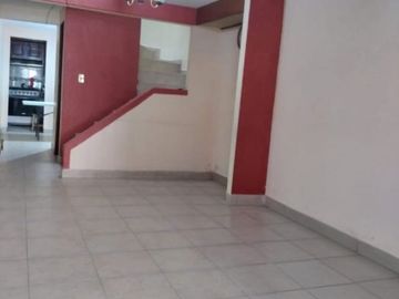 VENDO AMPLIA CASA EN SAN FRANCISCO COACALCO EN CONDOMINIO