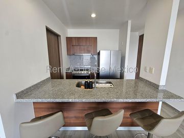 Departamento amueblado en renta con 2 Hab, 2 Baños en Piamontés, Queretaro, Mexico.