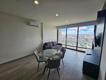 Departamento amueblado en renta con 2 Hab, 2 Baños en Piamontés, Queretaro, Mexico.