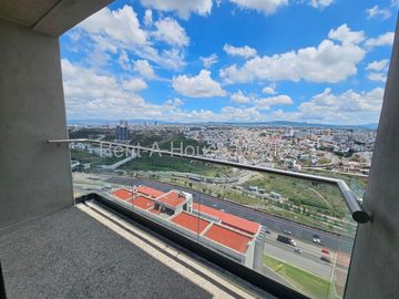 Departamento amueblado en renta con 2 Hab, 2 Baños en Piamontés, Queretaro, Mexico.