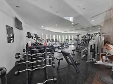 Departamento amueblado en renta con 2 Hab, 2 Baños en Piamontés, Queretaro, Mexico.