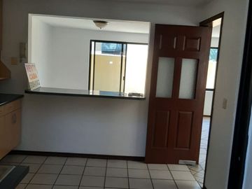 CASA EN RENTA EN CIUDAD GRANJA