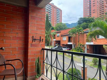 Casa en Venta en Las Brujas, Envigado Antioquia