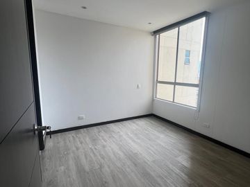 ARRIENDO APARTAMENTO 3 HABITACIONES SECTOR POBLADO MEDELLIN