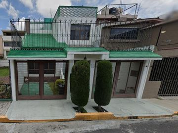 HERMOSA CASA EN LA ESCALERA, GUSTAVO A. MADERO, EN REMATE