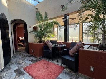 VENDO HERMOSA CASA EN BOSQUE DE LA HERRADURA