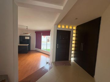 CASA EN RENTA EN CASA BLANCA, METEPEC.