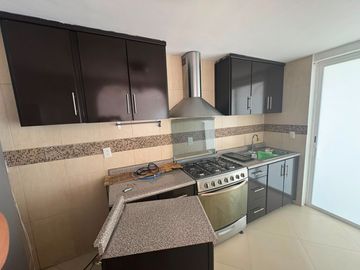 CASA EN RENTA EN CASA BLANCA, METEPEC.