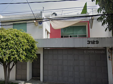 CASA EN REMATE, EN LA OBRERO POPULAR, AZCAPOTZALCO