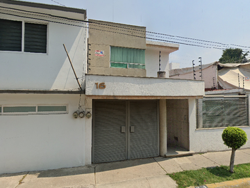 VENTA DE CASA EN  LAS ACACIAS CIUDAD LOPEZ MATEOS ESTADO DE MEXICO