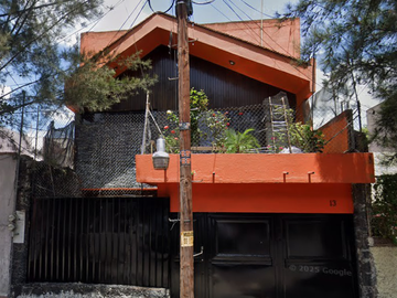 CASA EN REMATE EN LA INDUSTRIAL, GUSTAVO A. MADERO