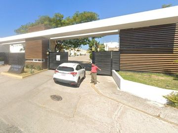 CASA EN VENTA DE 3 RECAMARAS, BOULEVARD DEL CIELO, RESIDENCIAL SAN MIGUEL, C.P. 24157 CIUDAD DEL CARMEN, CAMPECHE.