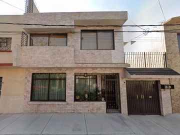 HERMOSA CASA EN  TEPEYAC INSURGENTES, GUSTAVO A. MADERO, EN REMATE