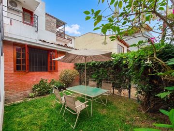 OPORTUNIDAD | Casa como terreno en venta en La Aurora, Miraflores | 301 m² | US$499,000