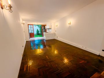 OPORTUNIDAD | Casa como terreno en venta en La Aurora, Miraflores | 301 m² | US$499,000