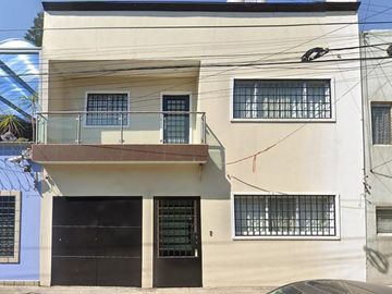 HERMOSA CASA EN REMATE EN LA INDUSTRIAL, GUSTAVO A. MADERO