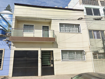HERMOSA CASA EN REMATE EN LA INDUSTRIAL, GUSTAVO A. MADERO