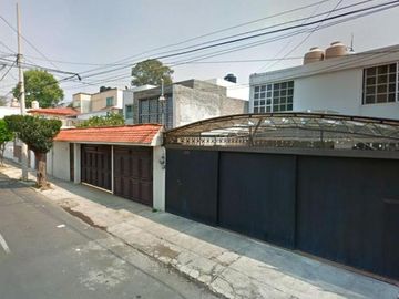 PRECISA CASA EN REMATE EN LINDAVISTA, GUSTAVO A. MADERO
